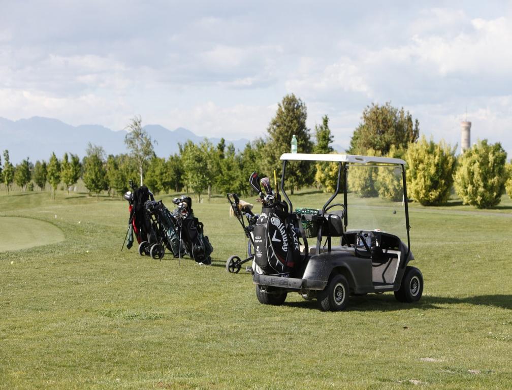 Garda Hotel San Vigilio Golf Pozzolengo Kültér fotó