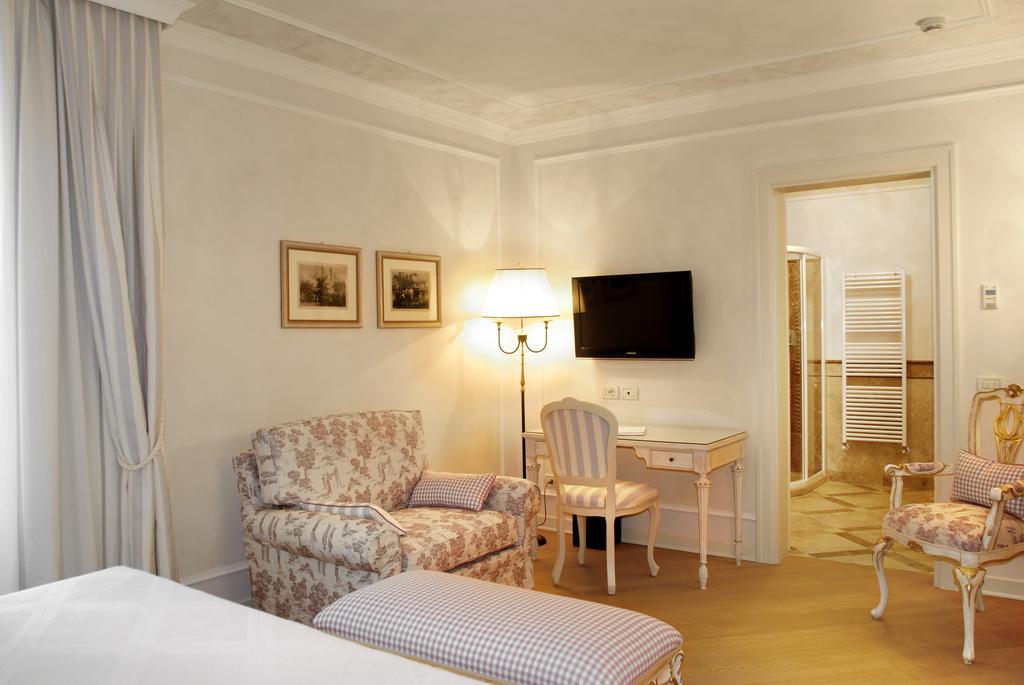 Garda Hotel San Vigilio Golf Pozzolengo Kültér fotó
