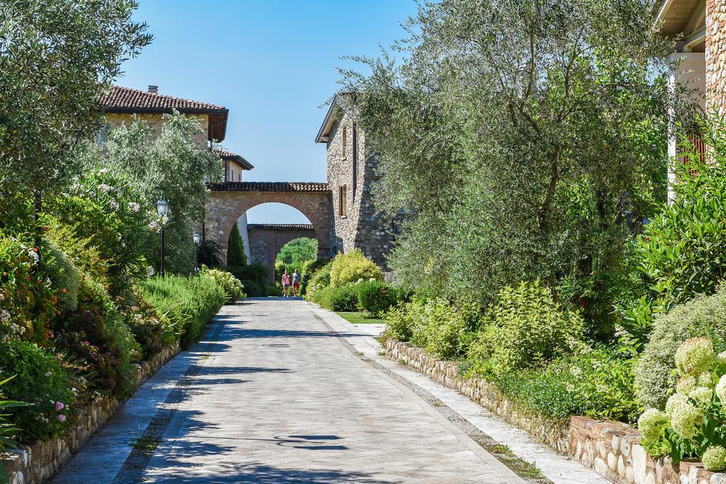 Garda Hotel San Vigilio Golf Pozzolengo Kültér fotó